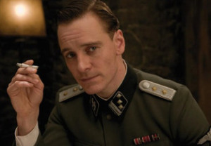 Did somebody say hot men?