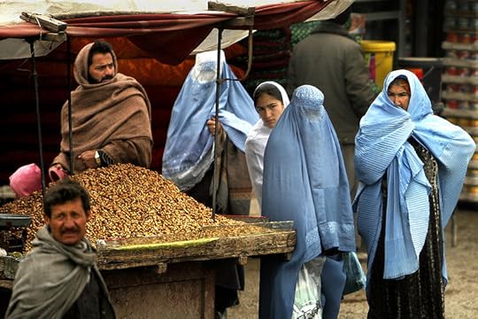 File:Afghan women at market 2-4-09.jpg