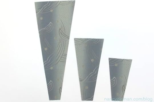 Sew a table runner using a modern Dresden Plate Design Nancy Zieman