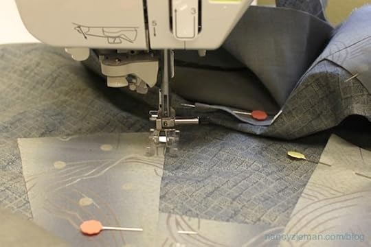 Sew a table runner with a modern Dresden Plate Design by Nancy Zieman