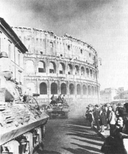 American tank destroyers at the Colosseum, Rome (US Army photo)