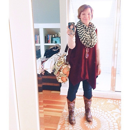 #thewearyourjoyproject continues. In the rhythm now, though lots if repeating of outfits like this one. Still loving the lift that comes with being intentional with getting #dressedupinjoy. #lifechanger