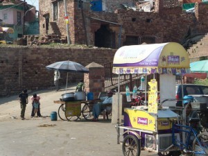 Hannah Thompson Yates India