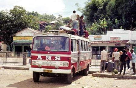d2a6a8c4c03c4926a2ec96f7b21c1e57_minang-saisuak-bis-ans-1980-an