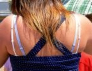 bra-strap-visible