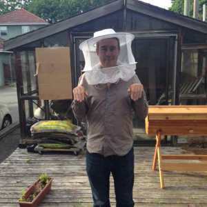 My attempt to approximate Akemi's official beekeeper stance.