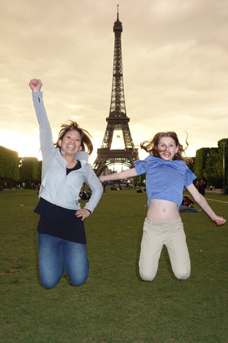 rick-steves-tour-jump-eiffel-tower