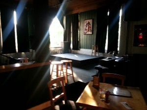 Maxwell Pub Stage