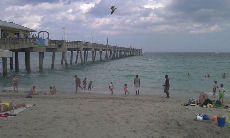 Dania Pier ©2014 Tobie Ackerman 