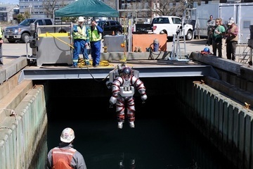 Operators can quickly haul the Exosuit up from hundreds of feet below the surface.