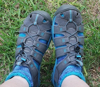 tropic-lagoon-socks-sandals