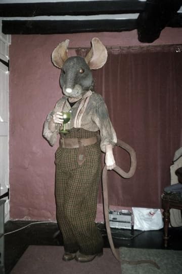 Miss Mouse, in her everyday clothes