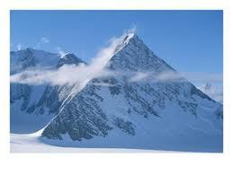 pirámides Antártida grande