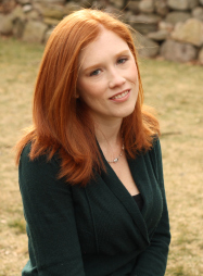 Laura Kenyon headshot