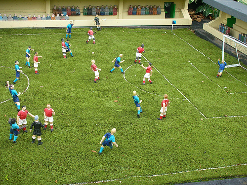 060812football.JPG