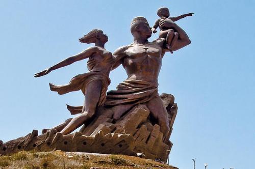 0412-DSTATUE_full_600