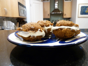 pumpkin whoopie pies