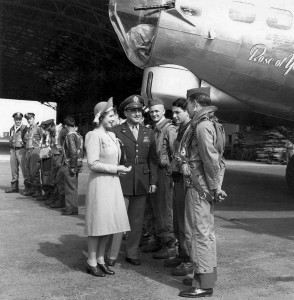 Princess Elizabeth with B-17G Rose of York of the US 306th Bomb Group, Thurleigh, England (US Army Air Forces photo)