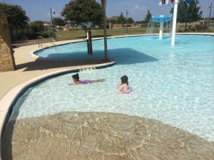 10447061_469921366444635_6776470002636467206_n