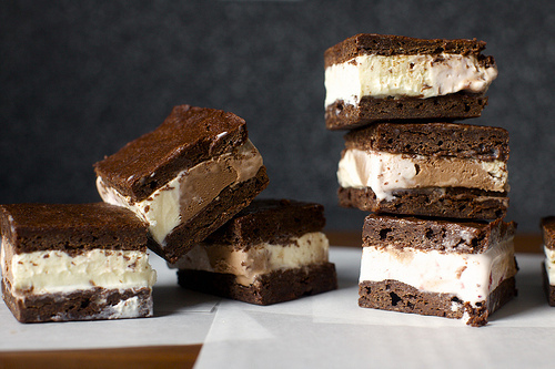 brownie ice cream sandwiches
