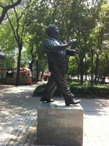 Laguardia's Statue