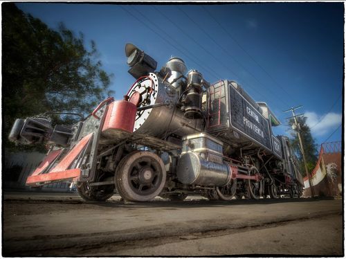 Train1