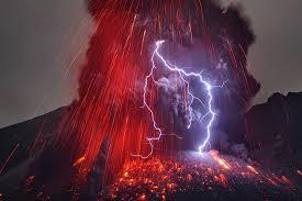 volcanic lightning