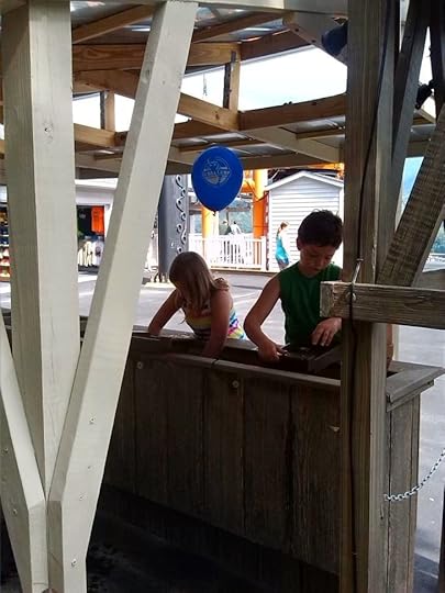 Crockett Mountain Gemstone Gold Mining.