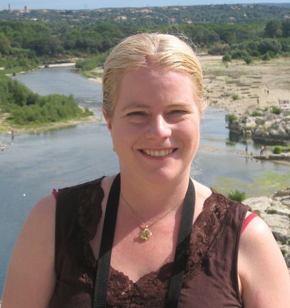 msMelissaSnark author photo for book