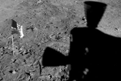 apollo11_flag2