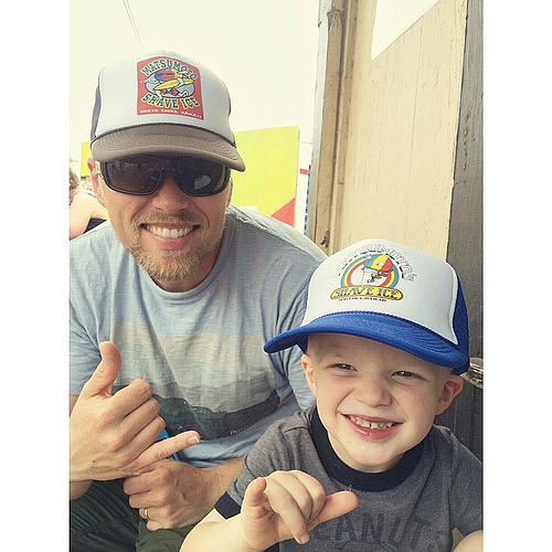 Last day in HI. We've had a full house of friends and visitors the last couple of days. Perfect way to end the trip. Also, bah bye snow cones. We're gonna miss you.