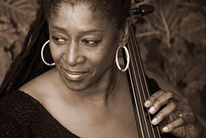 Akua Dixon
