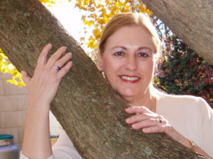 Marilyn Levinson-Author