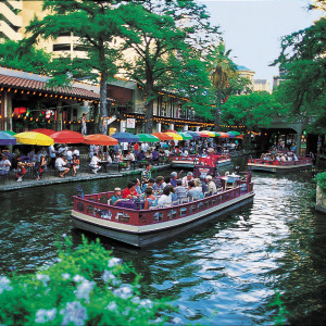 riverwalk-san-antonio