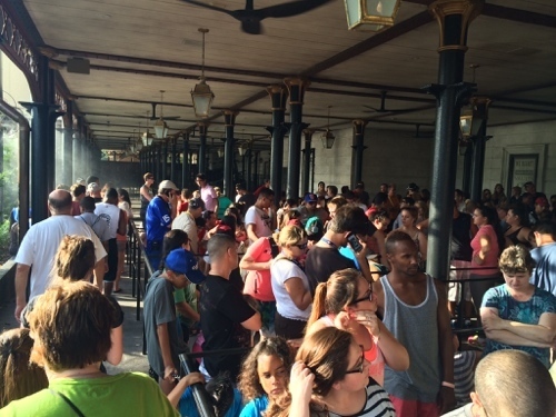 Crowded Gringotts Queue