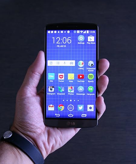 LGG3_InHand