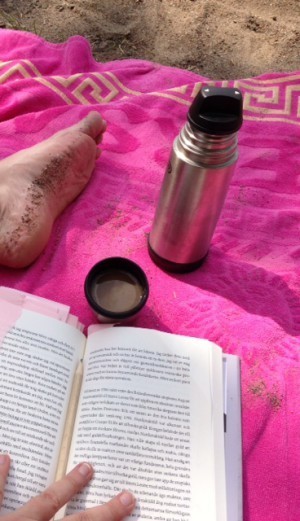 Busy doing research. Som alltid.