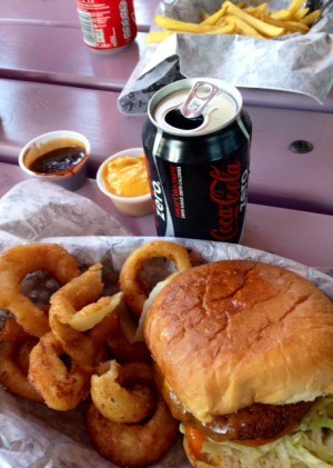 Veggie burger på Lillys. Salt, flottigt och GOTT.
