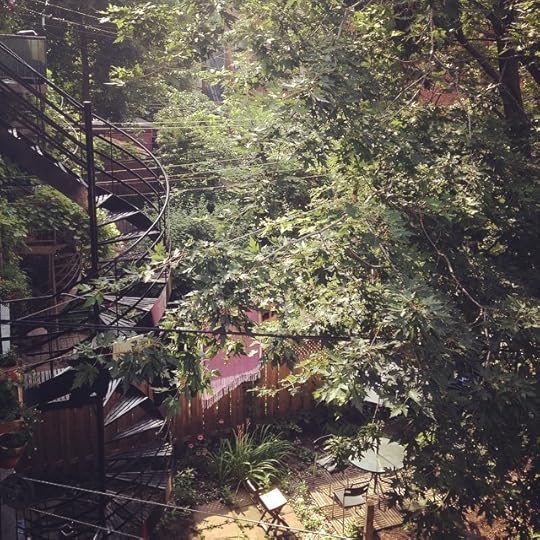 Can't get enough of this view #mtl #montrealcity #life #ruelle