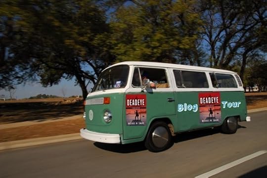 blog tour bus sm