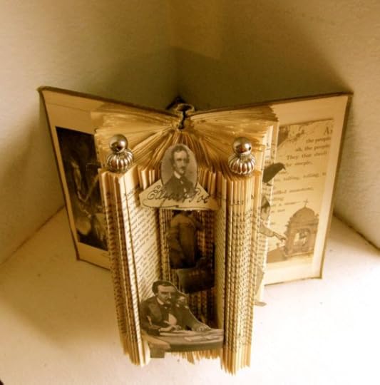 Edgar-Allan-Poe-Book