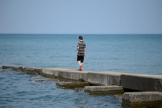 Midwestern Ocean Whitefish Bay, Wisconsin -- Big Bay Park -- Whitefish Bay, Wisconsin, United States -- Copyright 2014 Jeffrey Friedl, http://regex.info/blog/