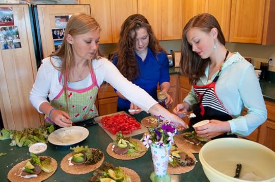 How to Serve Good Food to Your Family on a Small Budget