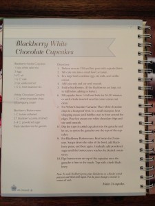 Blackberry white Chocolate Cupcakes
