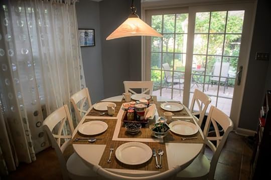 Breakfast Preparations -- Whitefish Bay, Wisconsin, United States -- Copyright 2014 Jeffrey Friedl, http://regex.info/blog/