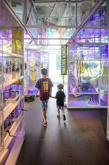 at Milwaukee's Discovery World Museum -- Milwaukee, Wisconsin, United States -- Copyright 2014 Jeffrey Friedl, http://regex.info/blog/