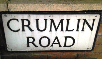 English: Street sign of Belfast's Crumlin Road...