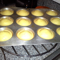 GF Lemon Cupcakes 1st Batch_8 9 2014