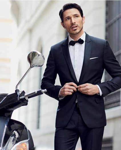 andres velencoso segura suit