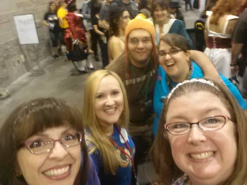 Geeky friends we still don't even know their names...#comiconissues